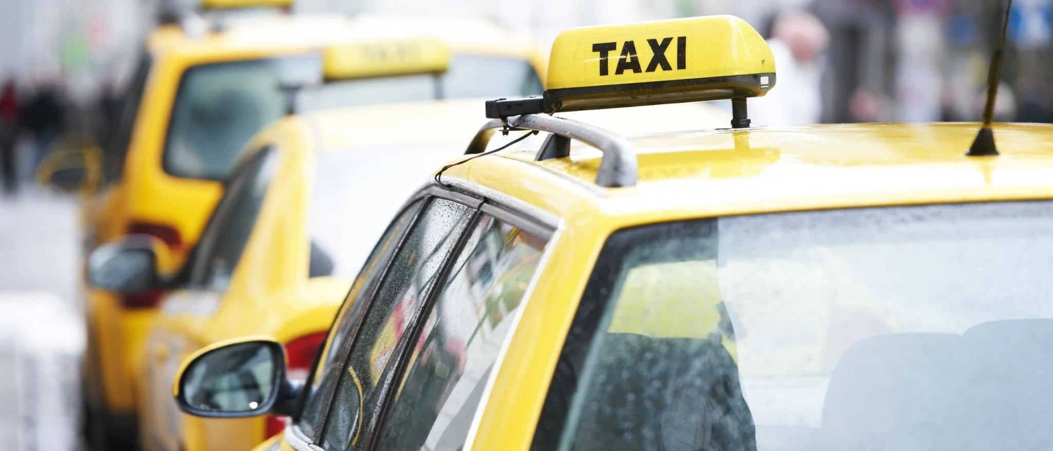 White label taxi bidding app